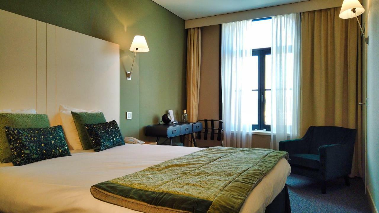 Bliss 3*